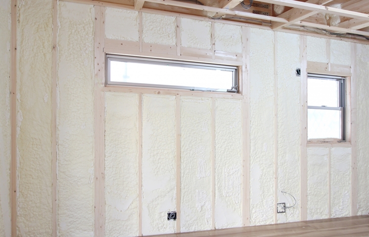 壁への断熱改修